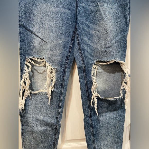 PacSun Ultra High Rise Slim Distressed Medium Wash Denim Button Jeans Size 28 - Picture 8 of 11